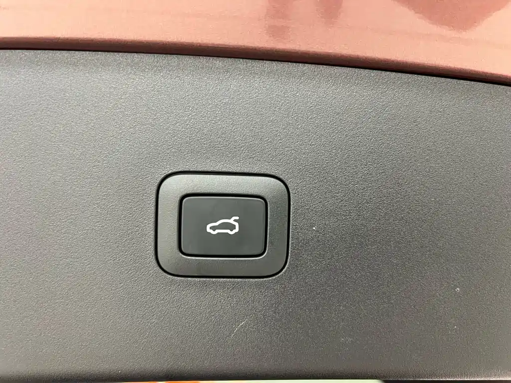 Xiaomi YU7 2025 — фото 28