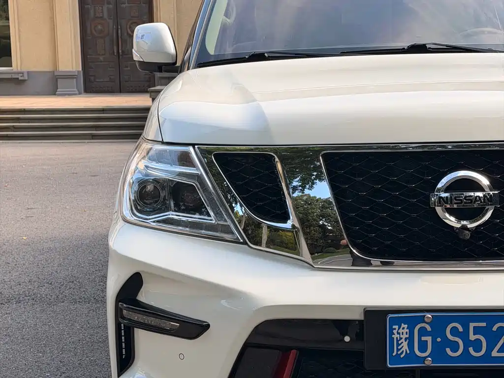Nissan Patrol 2019 — фото 15