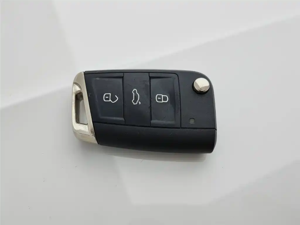 Volkswagen Tiguan L 2018 — фото 19