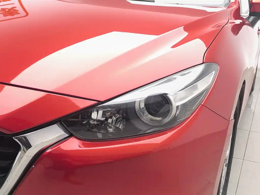 Mazda 3 Axela 2019 — фото 7