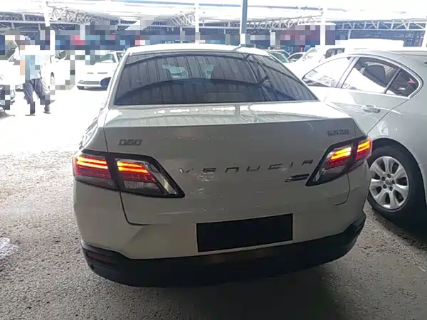 Venucia D60 2018