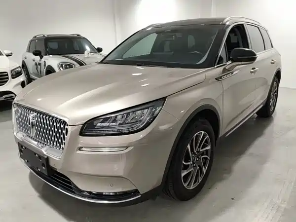 Lincoln Corsair 2020