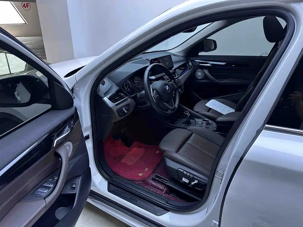 BMW X1 2022 — фото 11