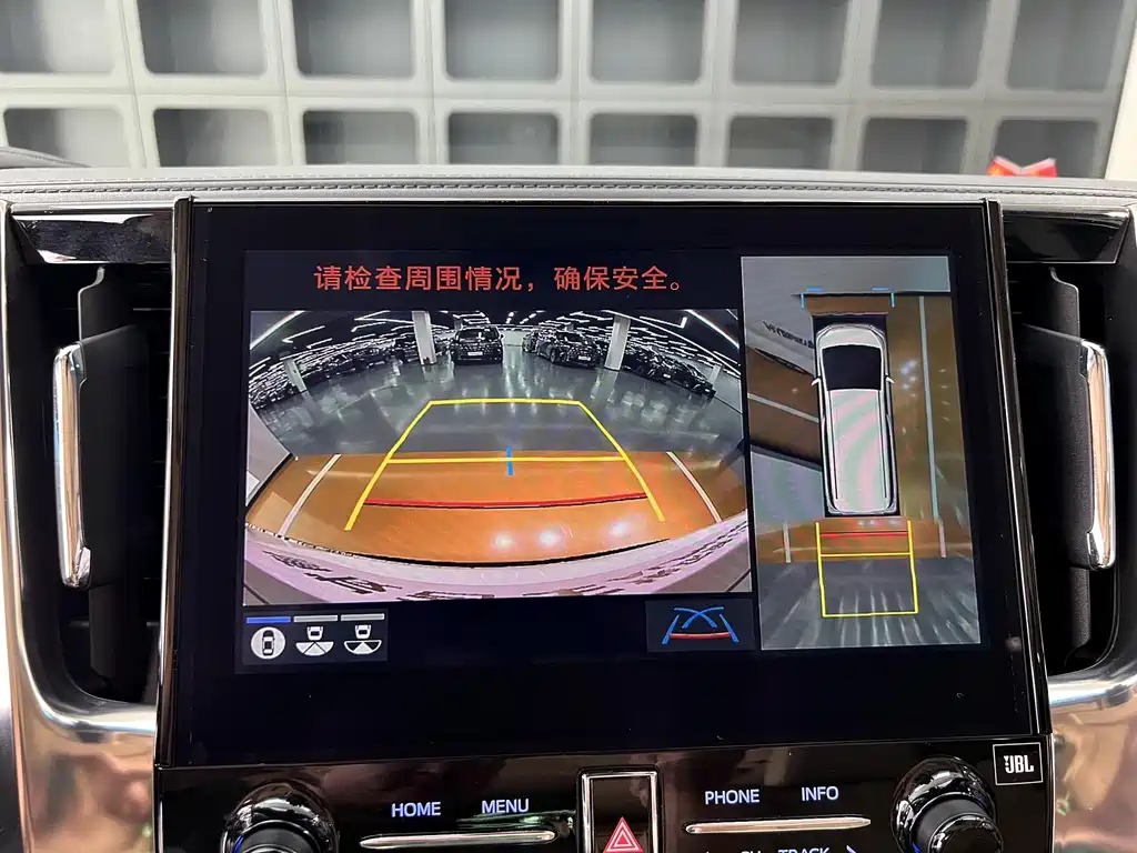 Toyota Vellfire 2022 — фото 27