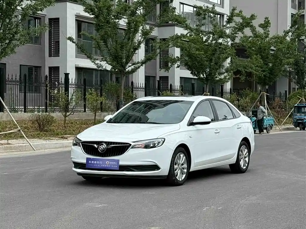 Buick Excelle 2023 — фото 1