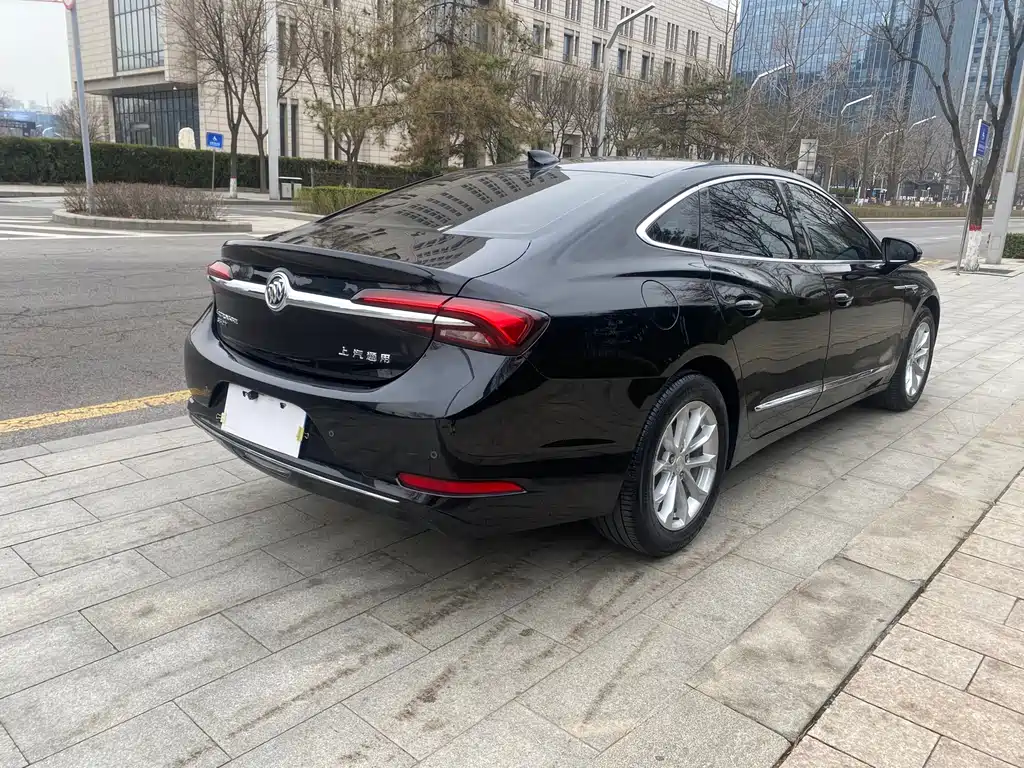 Buick LaCrosse 2022 — фото 17