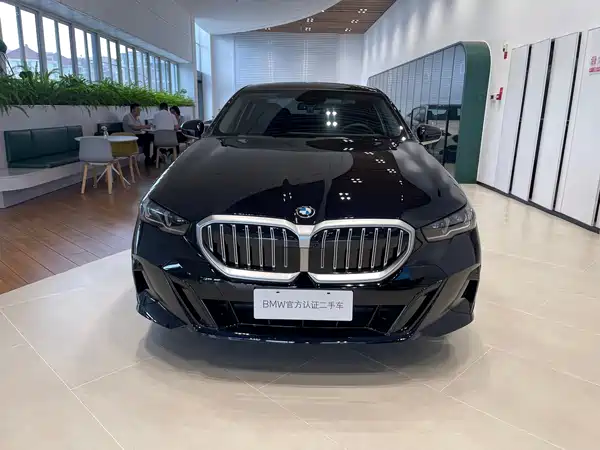 BMW 5 Series 2026