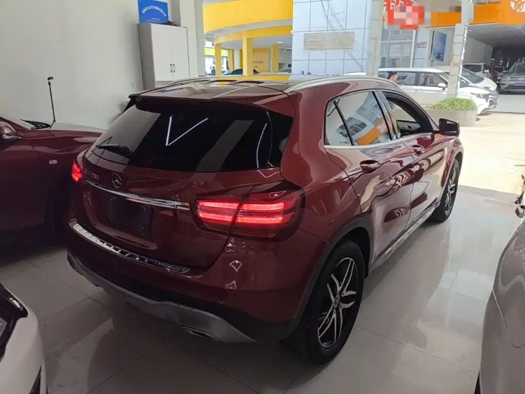 Mercedes-Benz GLA 2018