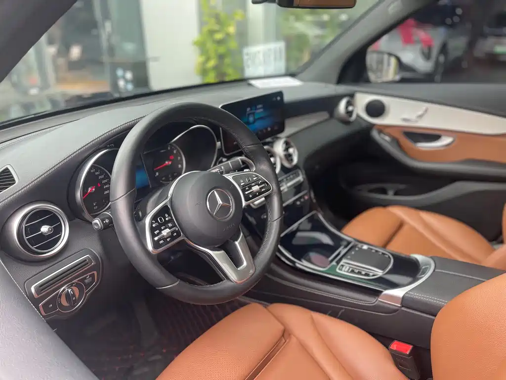 Mercedes-Benz GLC 2020 — фото 10