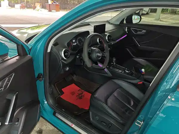 Audi Q2L 2022