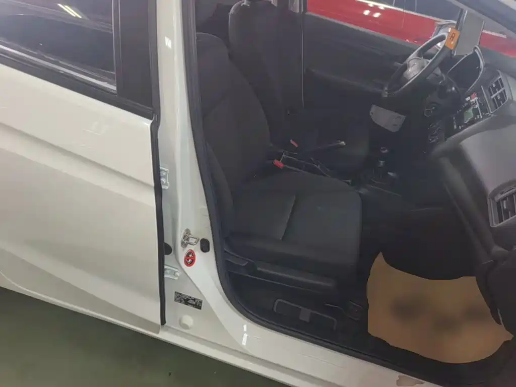 Honda Fit 2017 — фото 25