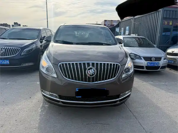 Buick GL8 2014