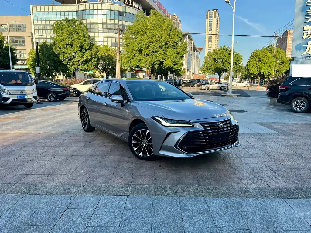 Toyota Avalon 2022