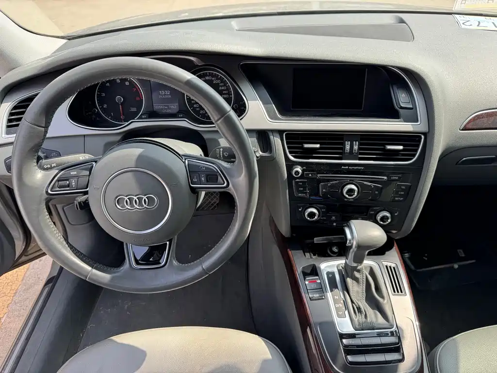 Audi A4L 2015 — фото 5