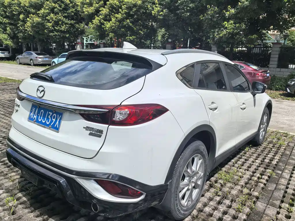 Mazda CX-4 2016