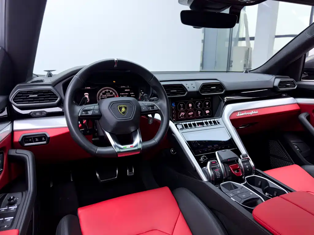 Lamborghini Urus 2019 — фото 17