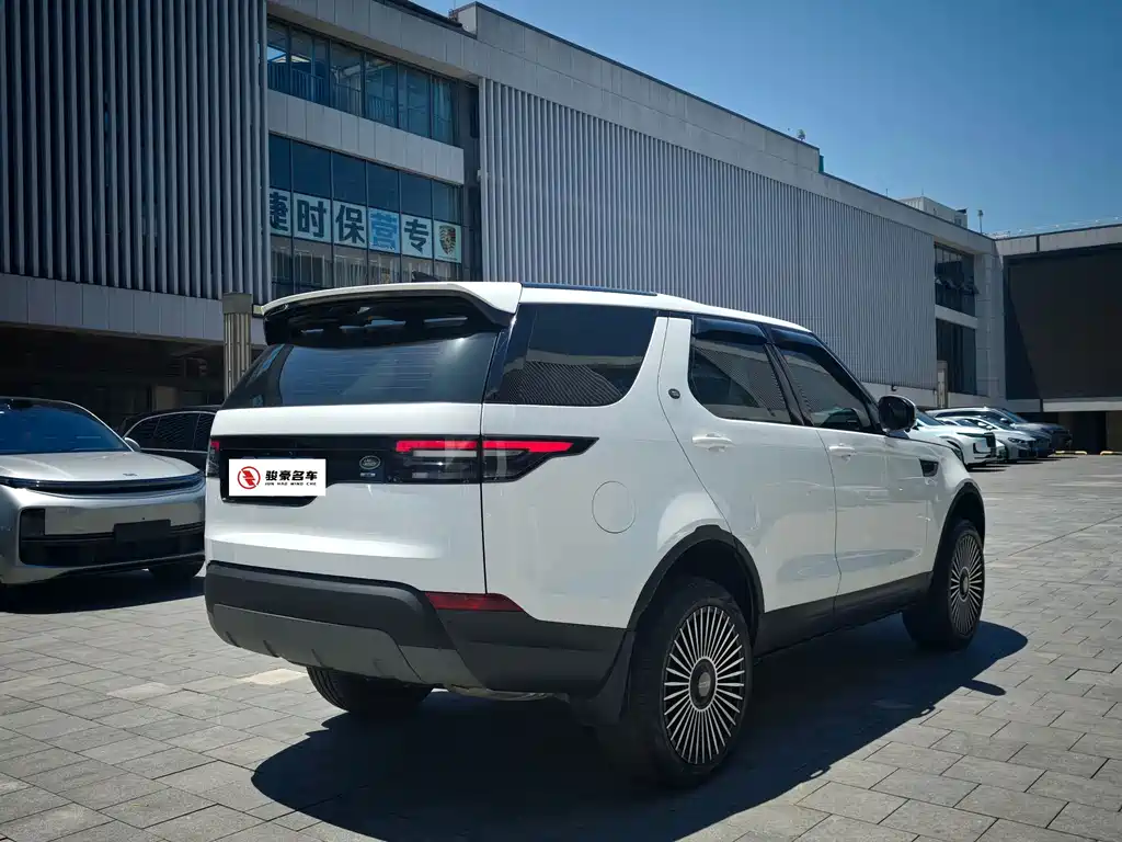 Land Rover Discovery 2020 — фото 21