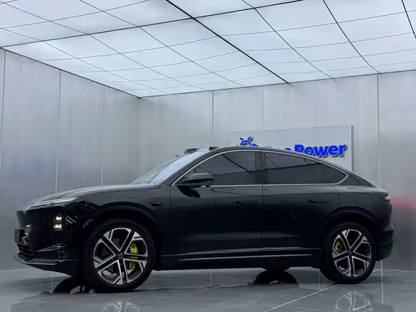 NIO EC6 2025