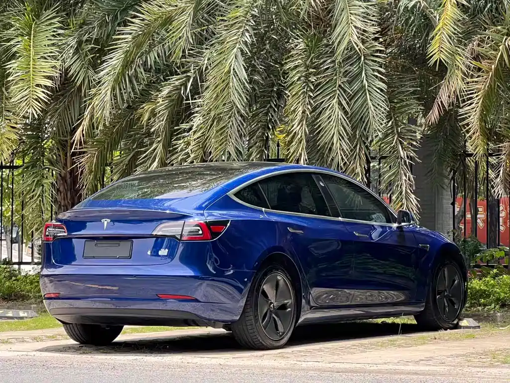 Tesla Model 3 2019 — фото 7