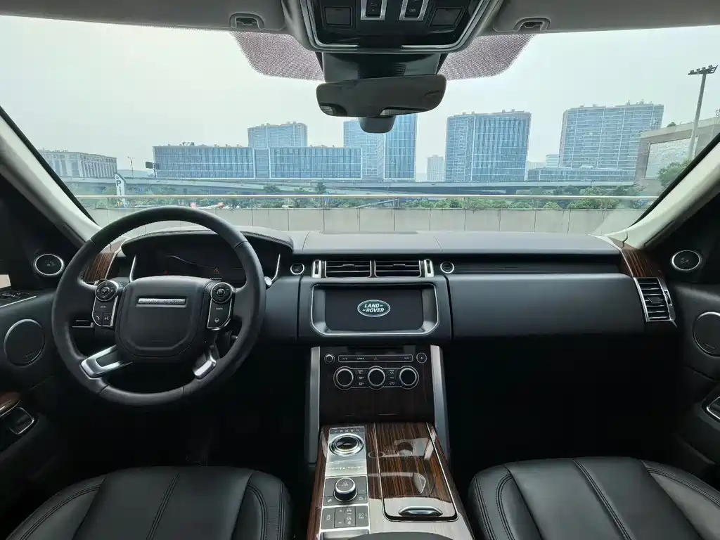 Land Rover Range Rover 2018 — фото 8