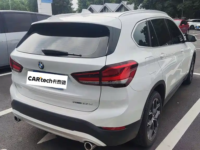 BMW X1 2022 — фото 3