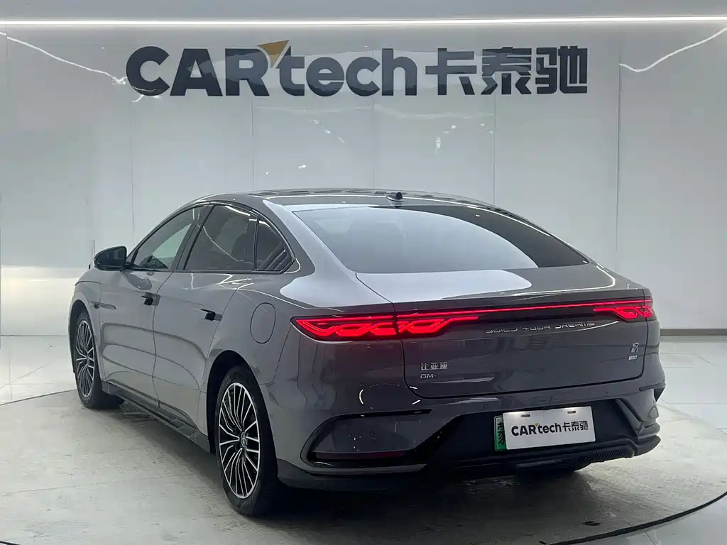 BYD Han 2025 — фото 3
