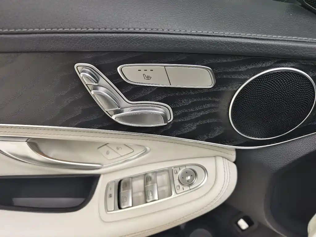 Mercedes-Benz C-Class 2015 — фото 20