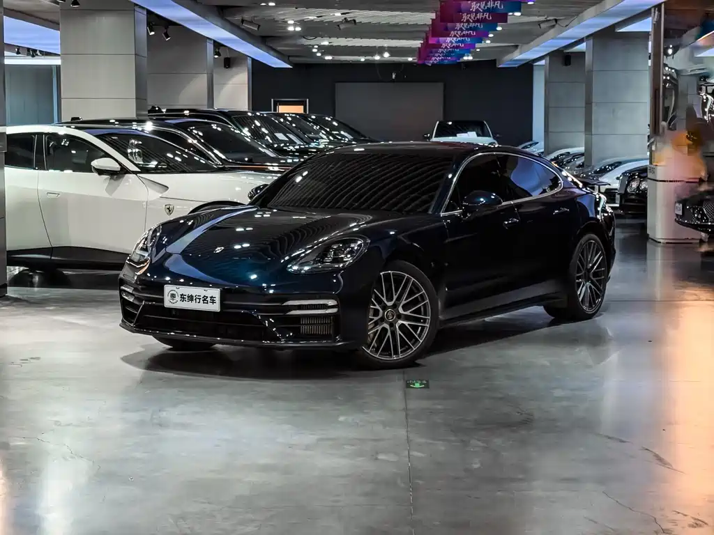 Porsche Panamera 2022 — фото 1