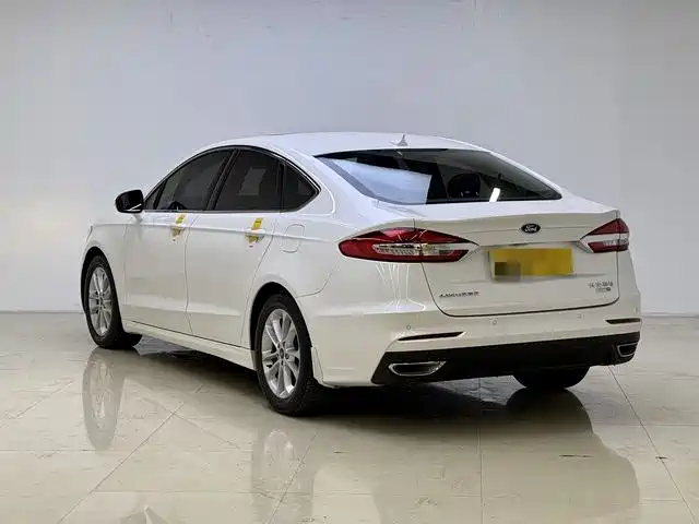 Ford Mondeo 2021 — фото 4