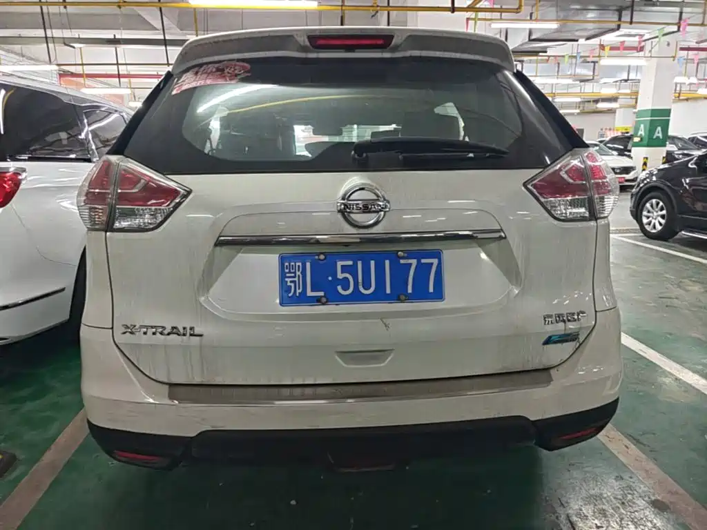 Nissan X-Trail 2015 — фото 6