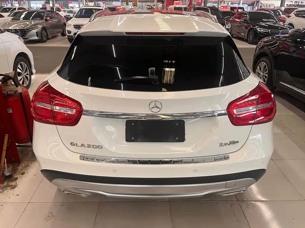 Mercedes-Benz GLA 2017 — фото 11