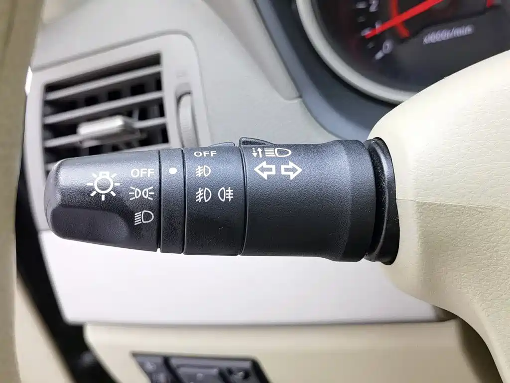 Nissan Sylphy 2018 — фото 21