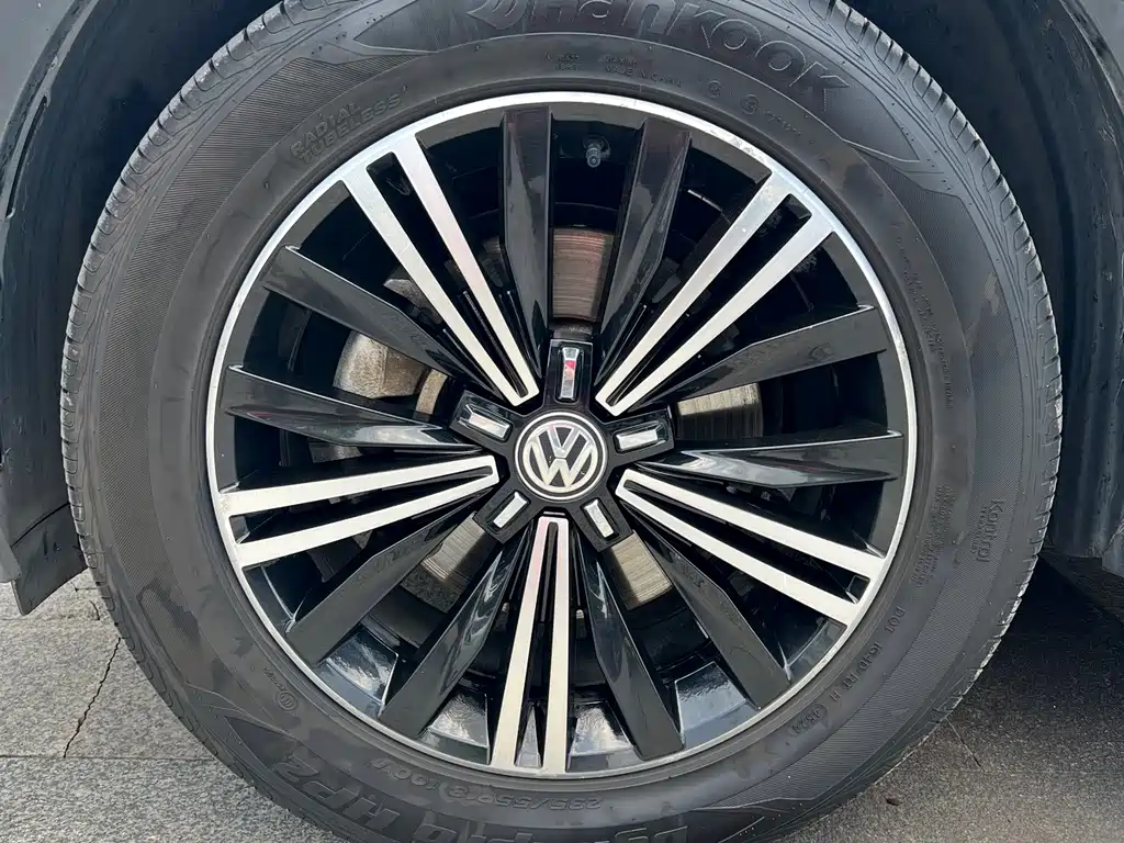 Volkswagen Tiguan L 2019
