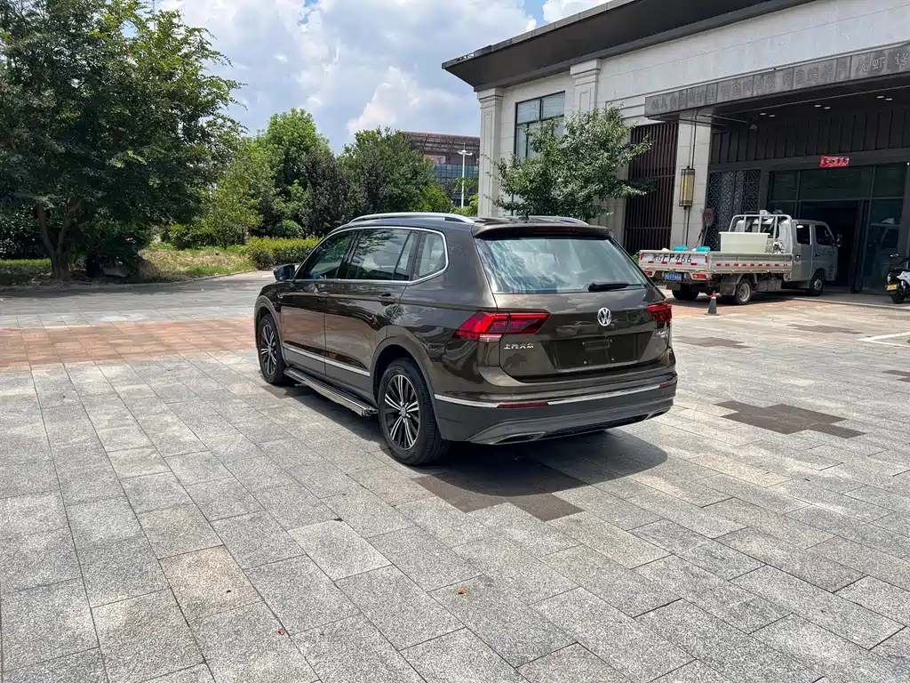 Volkswagen Tiguan L 2019 — фото 17