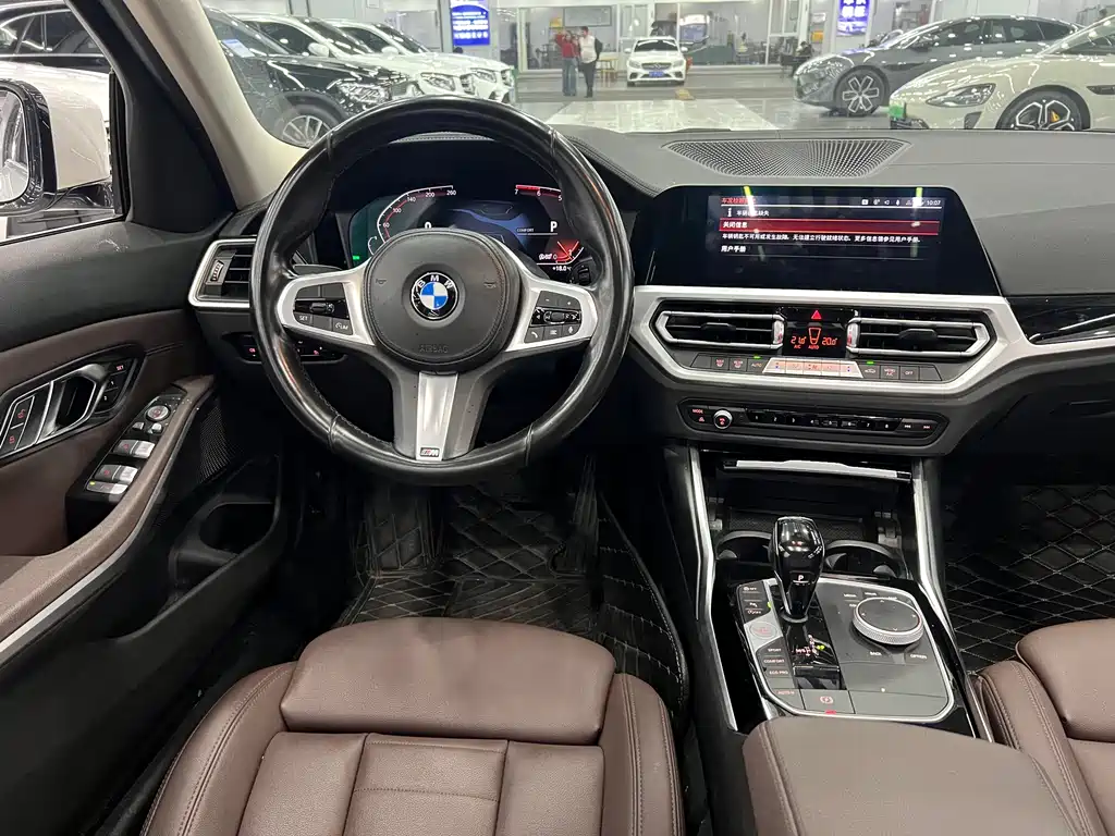 BMW 3 Series 2020 — фото 13