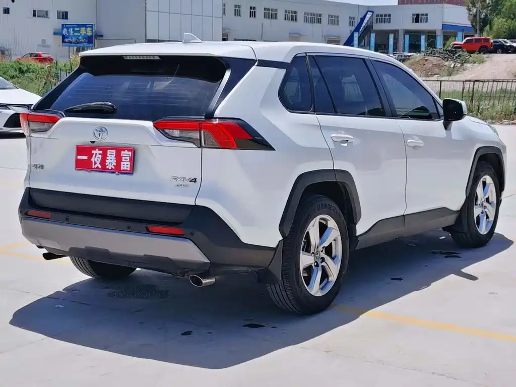 Toyota RAV4 2022