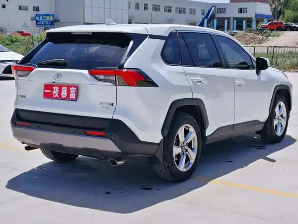 Toyota RAV4 2022
