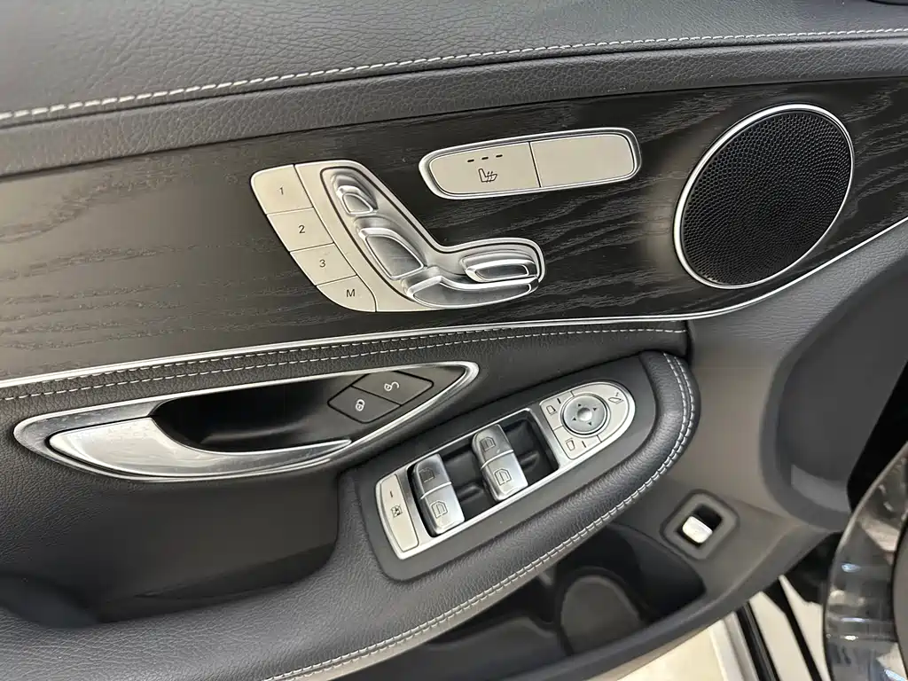Mercedes-Benz C-Class 2018 — фото 7