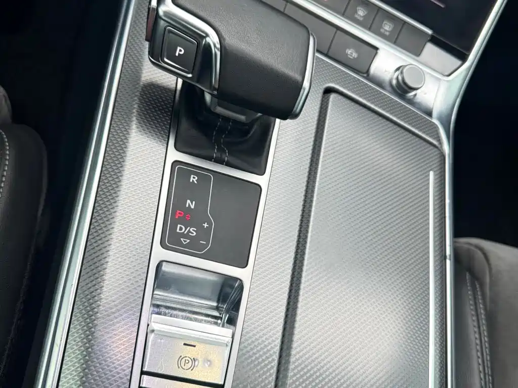 Audi A6L 2021 — фото 15