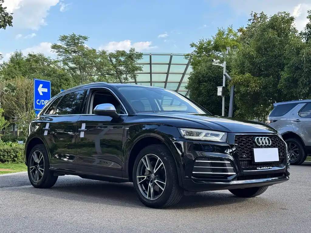 Audi Q5L 2019 — фото 3