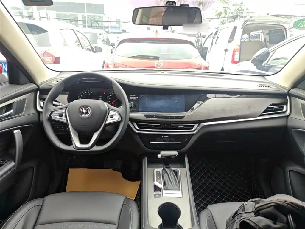 Changan CS35PLUS 2020 — фото 10