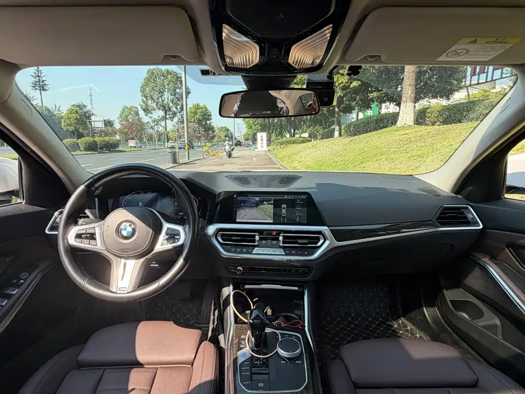 BMW 3 Series 2021 — фото 13