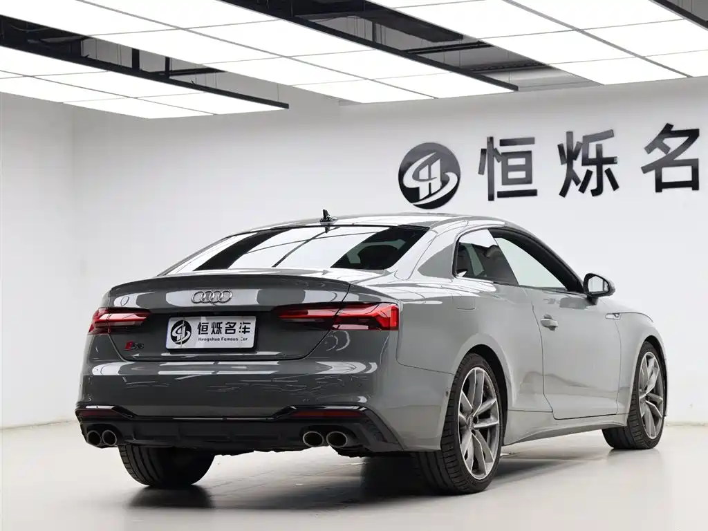 Audi S5 2022 — фото 29