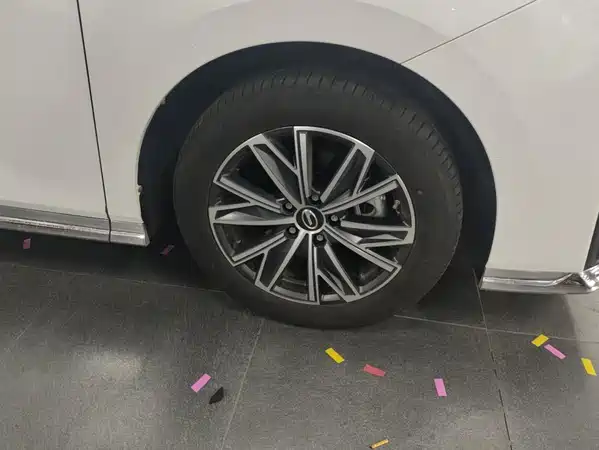 GAC Trumpchi M8 2025