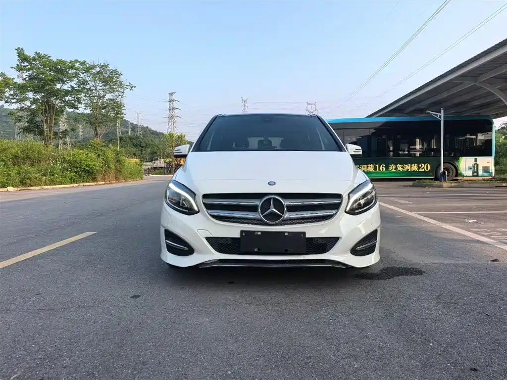 Mercedes-Benz B-Class 2016 — фото 2