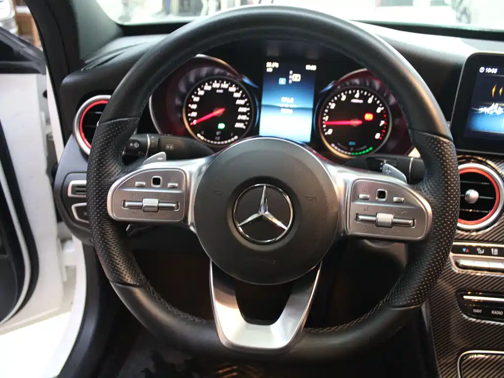 Mercedes-Benz C-Class 2019 — фото 10