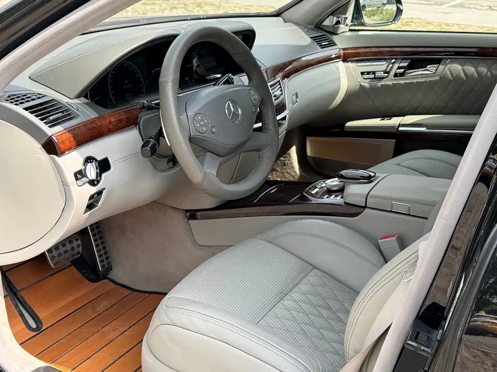 Mercedes-Benz S-Class AMG 2014 — фото 17