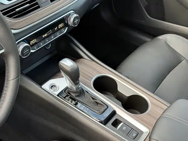 Nissan Teana 2021