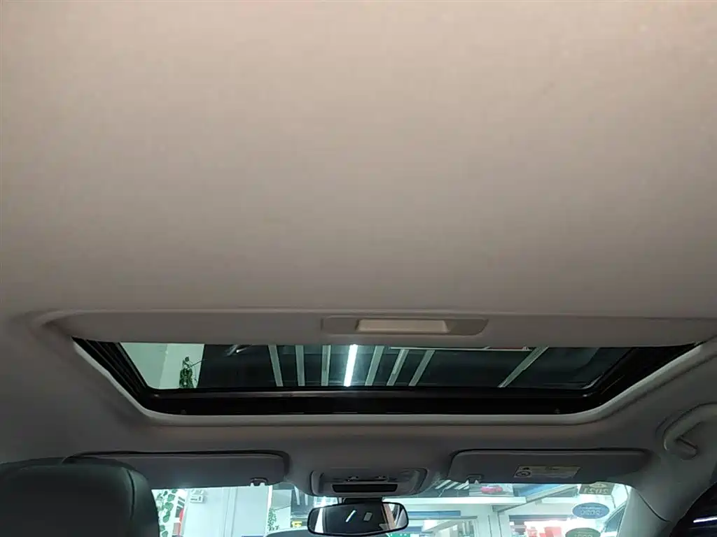 Chevrolet Malibu XL 2017 — фото 18
