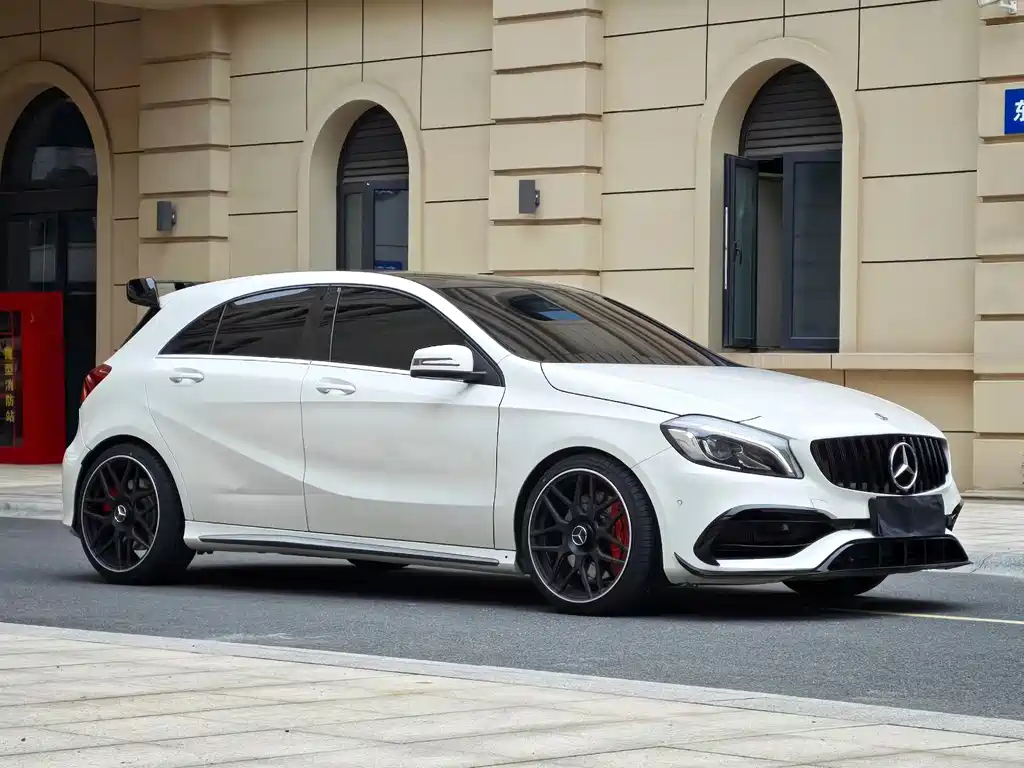 Mercedes-Benz A-Class AMG 2018 — фото 3